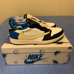 Jordan 1 Low x Travis Scott x Fragment